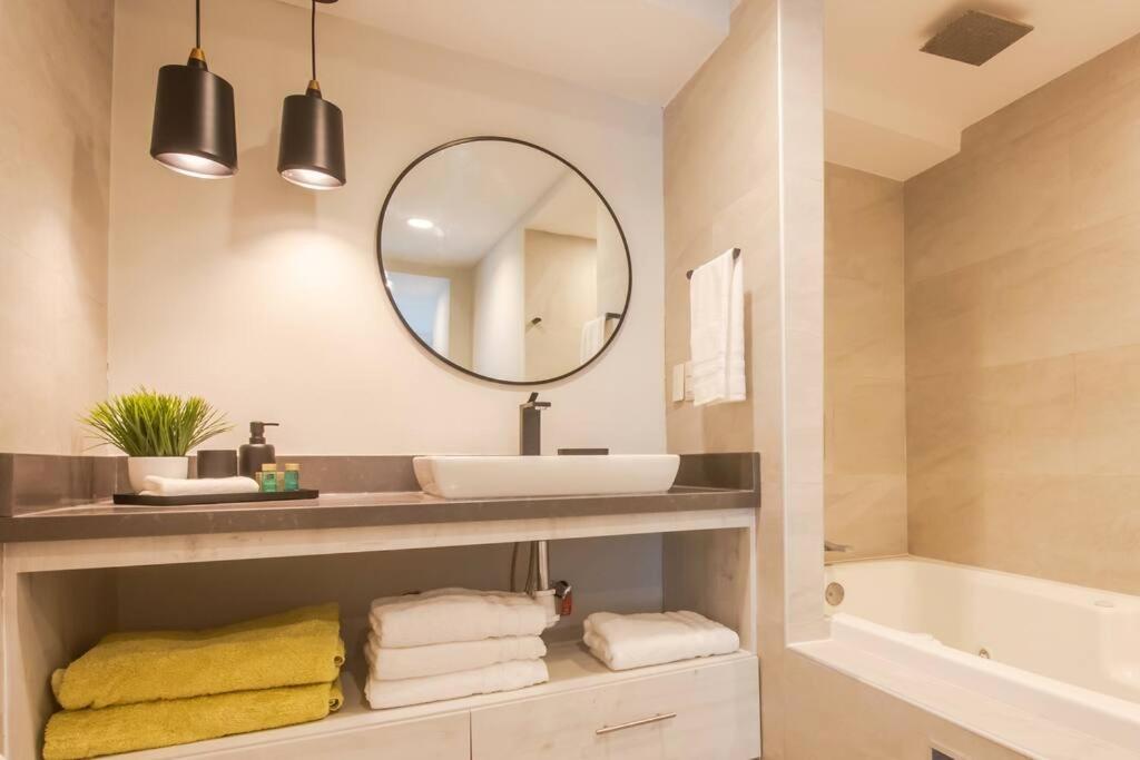 Apartamento Location- 3-bdr Penth-150 Mbps- Pool- Priv Rooftop