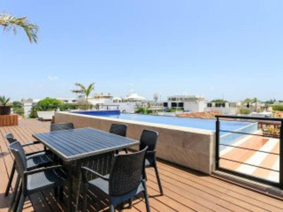 Location- 3-bdr Penth-150 Mbps- Pool- Priv Rooftop * Playa del Carmen