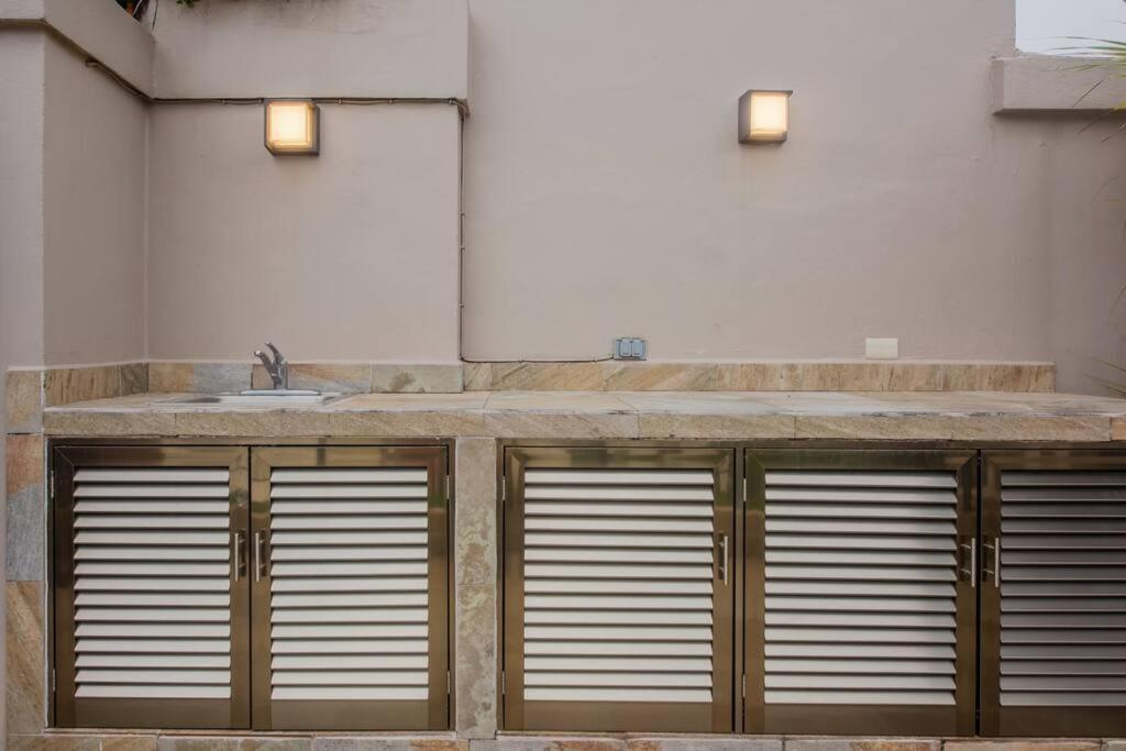 Location- 3-bdr Penth-150 Mbps- Pool- Priv Rooftop
